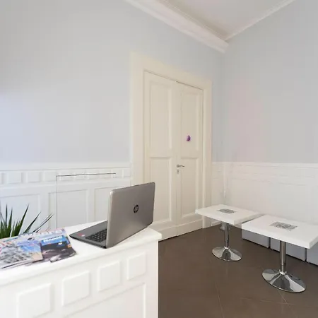 Bed & Breakfast Domusvelata 4*