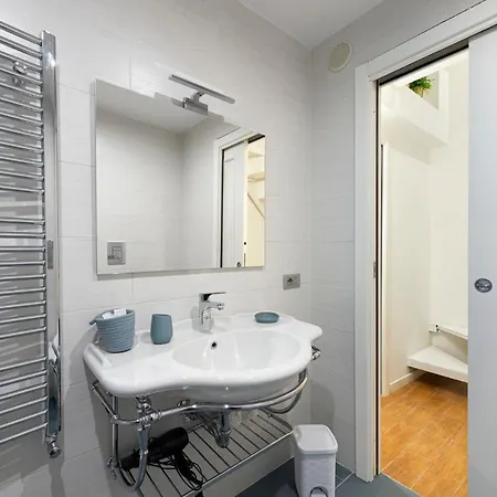 Domusvelata Oda ve Kahvaltı Napoli